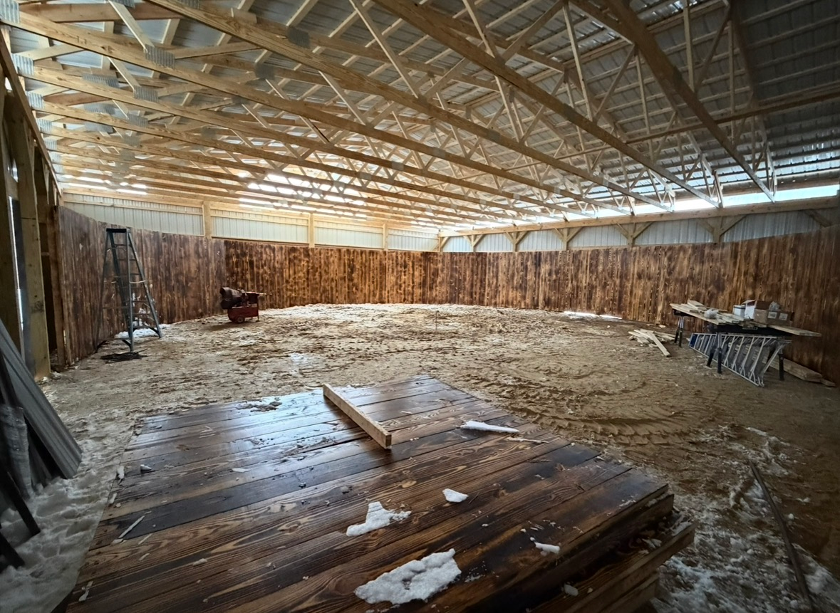 Custom 50′ x 50′ Horse Training Barn Construction